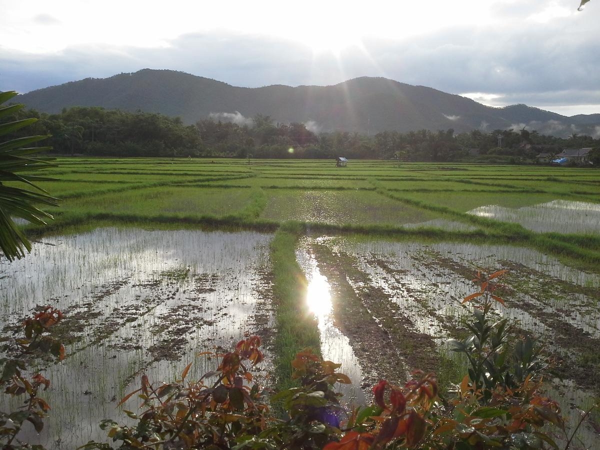 Bed and Breakfast Jamjuree Garden Ban Thung Ma Nieo Exterior foto